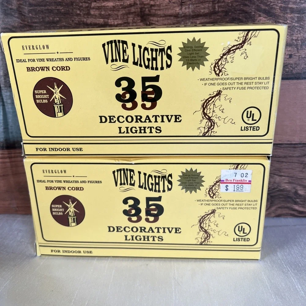 Vintage - New- EVERGLOW‎ 35 Miniature String Lights - Clear - Brown Cord
